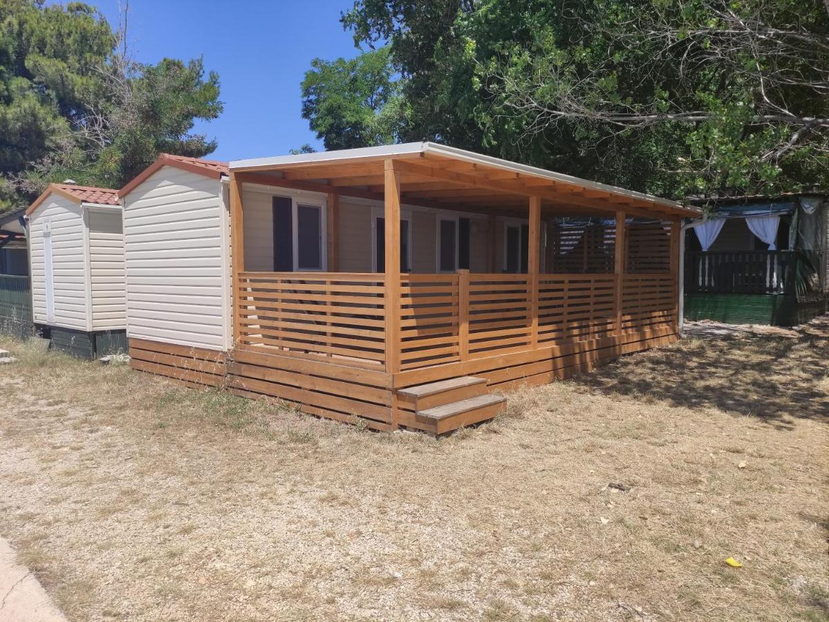K9 Mobile Home Camp Imperial Водице Екстериор снимка